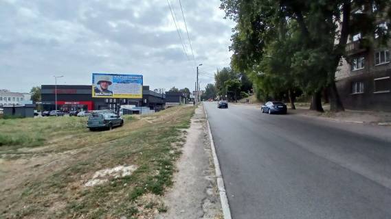 Billboard B in Kam'yanske (Dniprodzerzhinsk), 3x6  pr-t. Komsomol's'kij (zakincenna mag. Kaskad)Zavods'kij r Photo 1