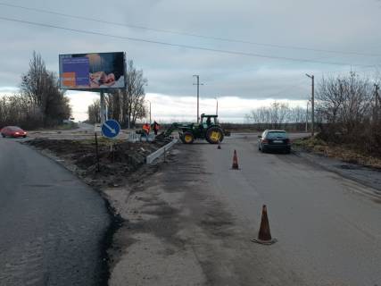 Billboard A in Fastiv perekrestok st. Akubovskogo i Okruznoj dorogi,  (klumba) napravlenie ot Beloj Cerkvi Photo 1