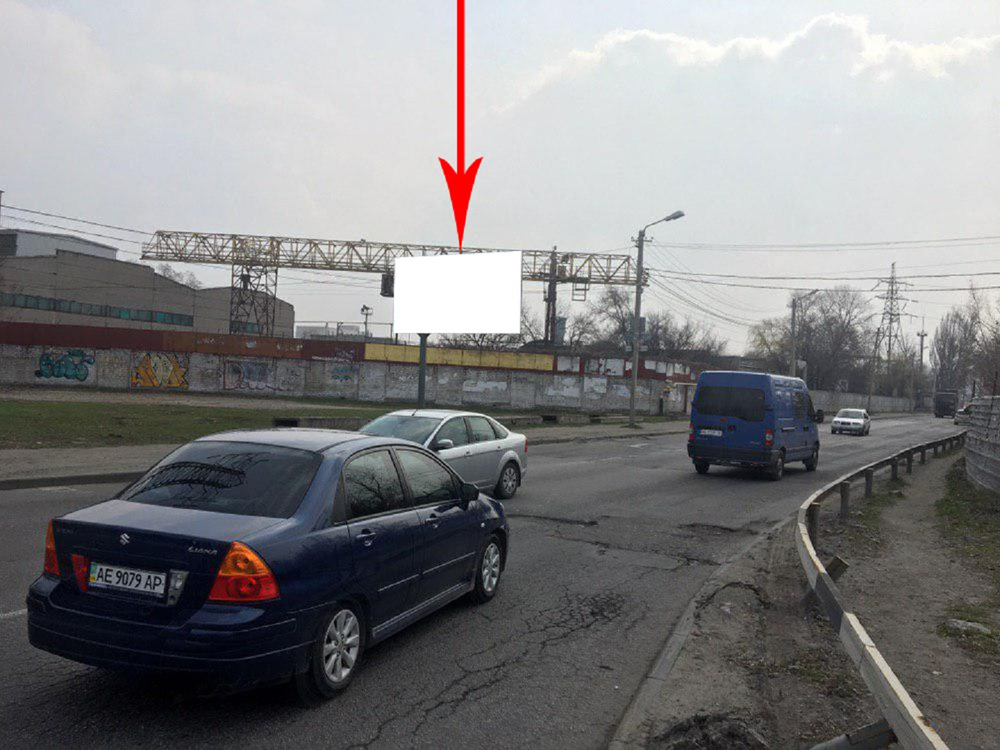 Billboard Dnipropetrovsk,  st. Pavlova - st. Naberezna Zavods'ka, na svitlofori