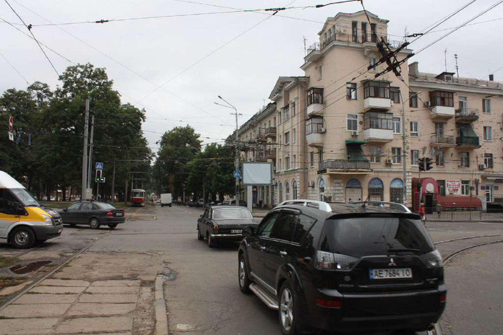 Scrolller, scroll Dnipropetrovsk,  prosp. Puskina - st. Smidta, 6, ruh u bik Avtovokzalu, bila svitloforu