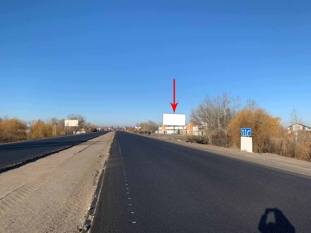 Billboard Novomoskovsk,  M-30, km 994+610 (pravoruc), Ruh do Dnipra zi storoni m. Pavlograd, bila "Don Kihota"