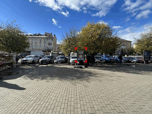 Citylight Ivano-Frankivsk,  st. Dnistrovs'ka, 3 (univermag "Prikarpatta"), misce 2