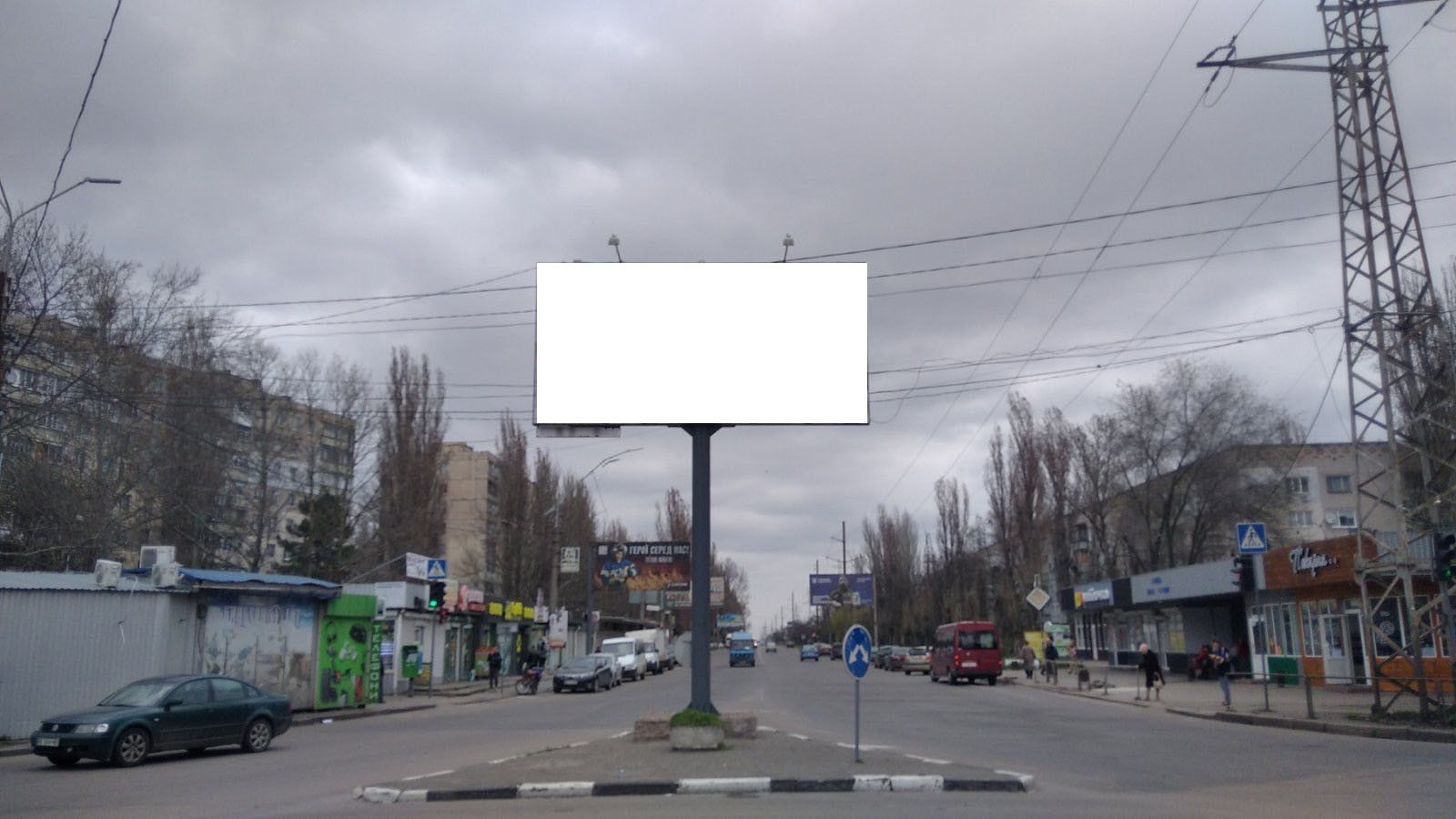 Billboard Mykolaiv,  Plosad' Pobedy, na razdelitele