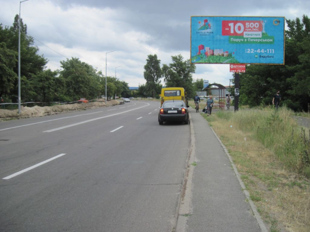 Billboard Kyiv,  Raduzna st., navproti bud. 65 (ZK "IL PATIO", ZK Raduznij), v napramku Perova bst.