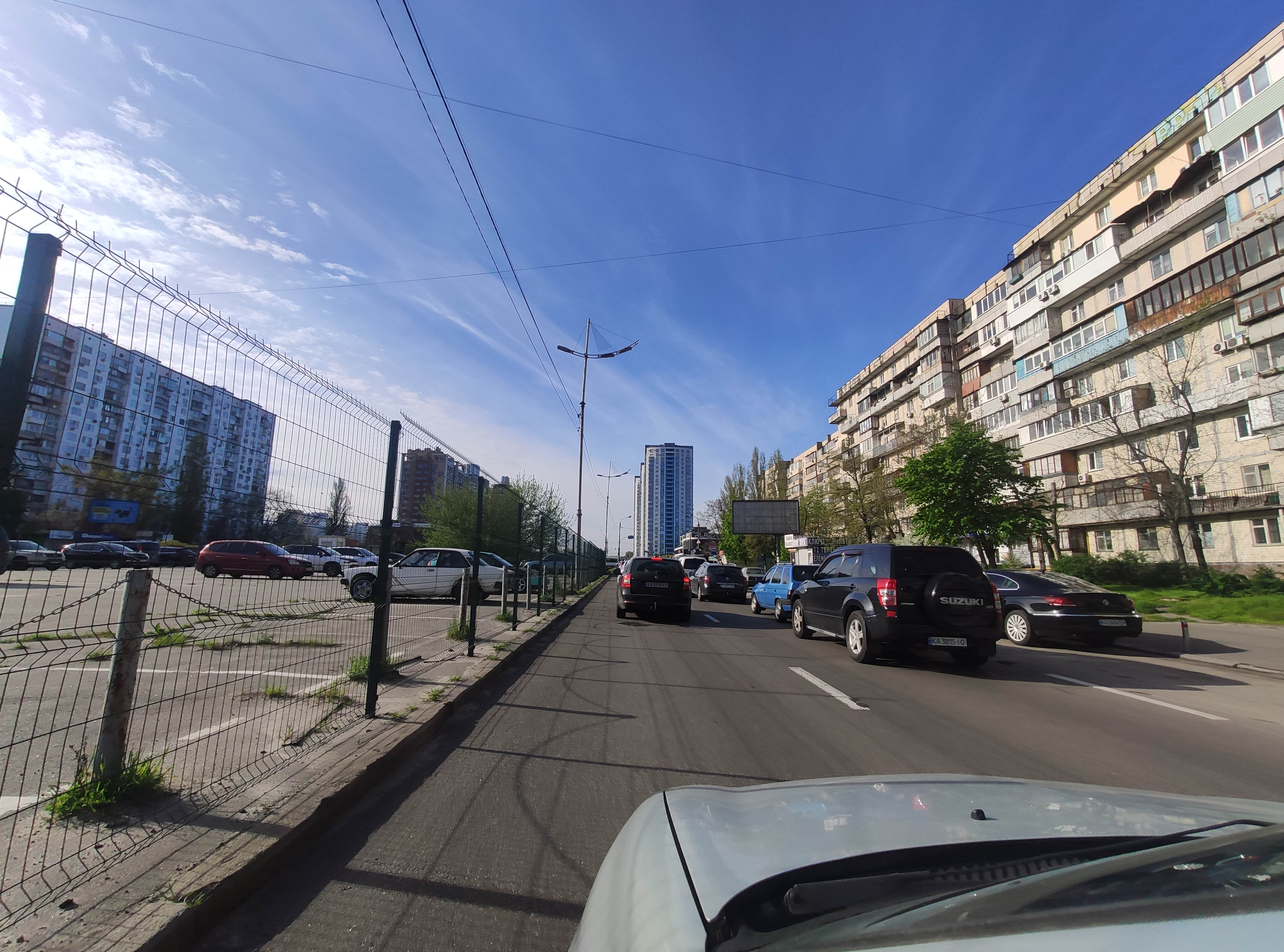 Prismatron, prism Kyiv,  av. Obolons'kij, 5