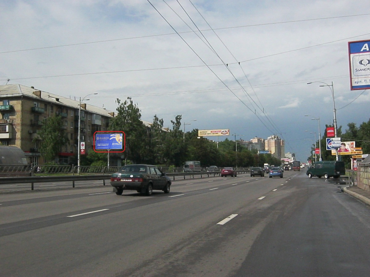 Billboard Kyiv,  av. Uria Gagarina, 13