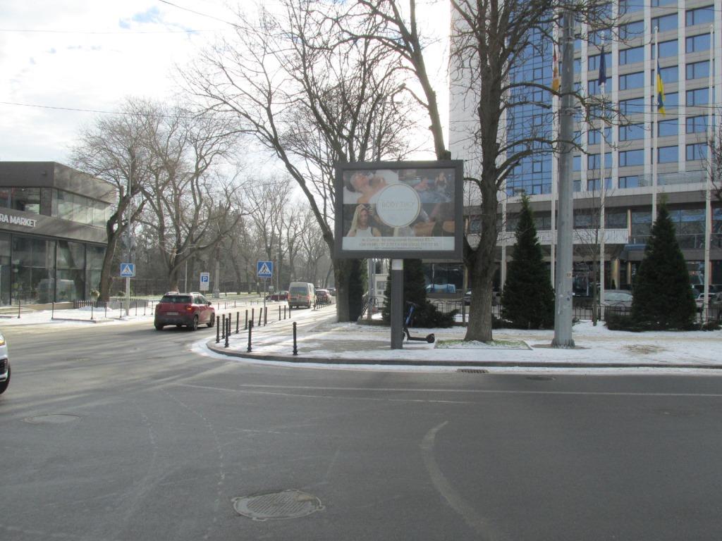 Scrolller, scroll Odessa,  st. Pionerskaa, 32 - Francuzskij bul'var