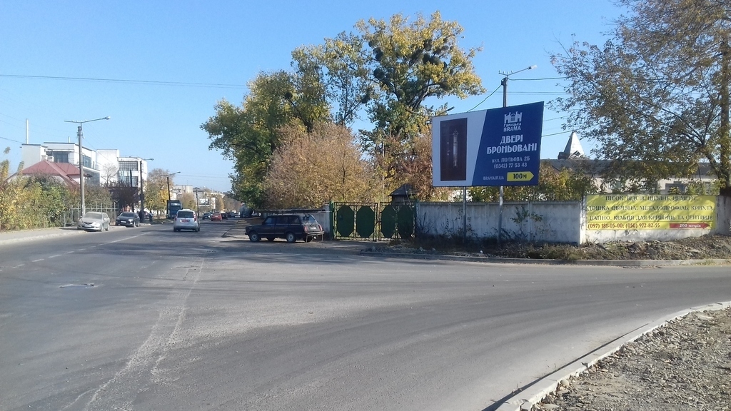 Billboard Ivano-Frankivsk,  Petluri
