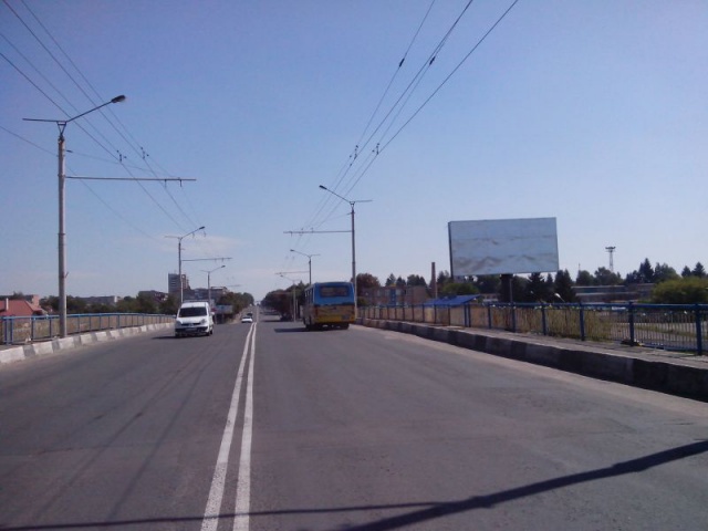 Billboard Lutsk,  Rivnens'ka_mist_vid Kiivs'kogo majdanu