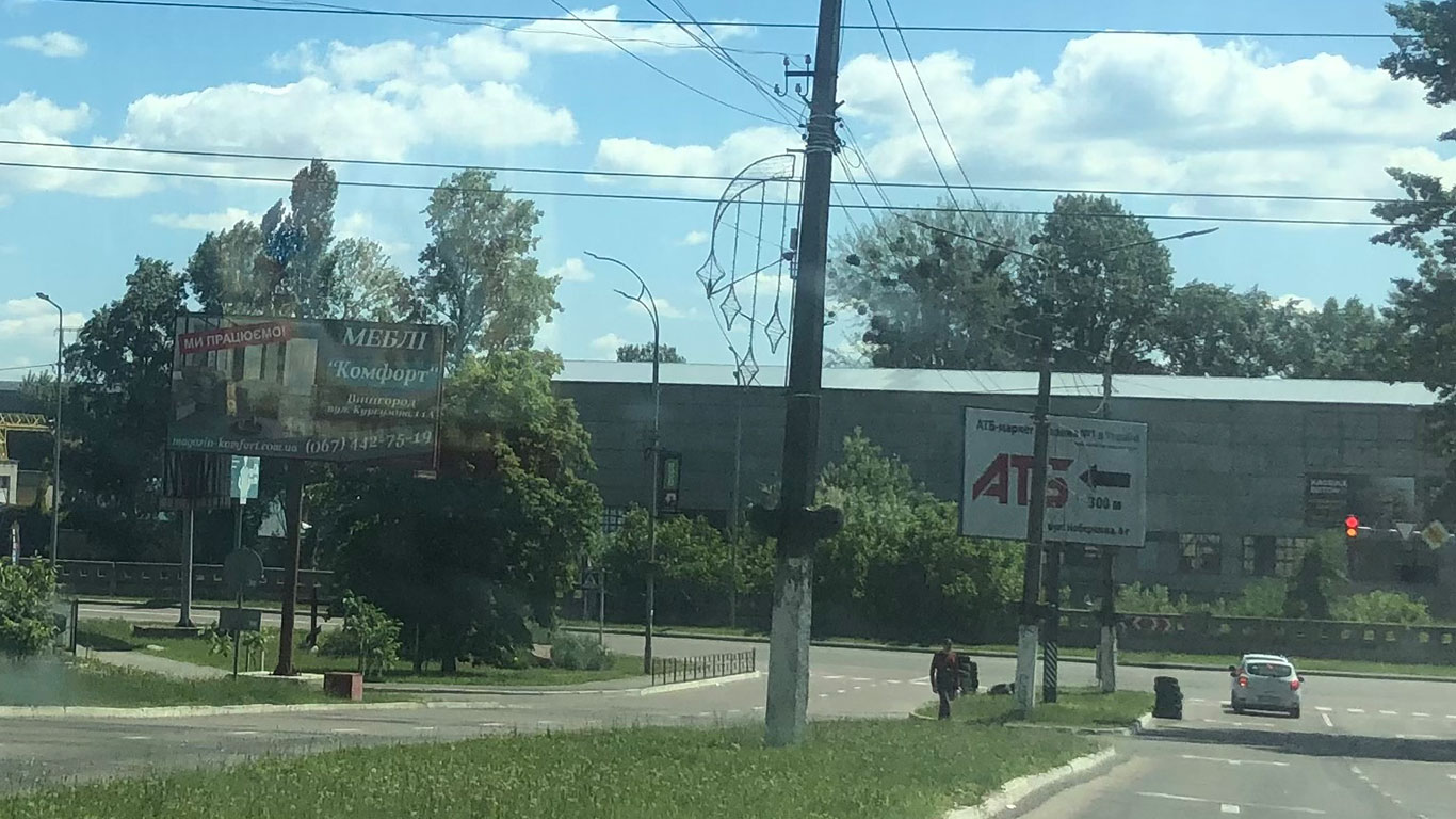 Billboard Vishgorod,  pr-t Sevcenka, 50 metriv pisla povorotu z st. Naberezna, pravoruc v centr mista