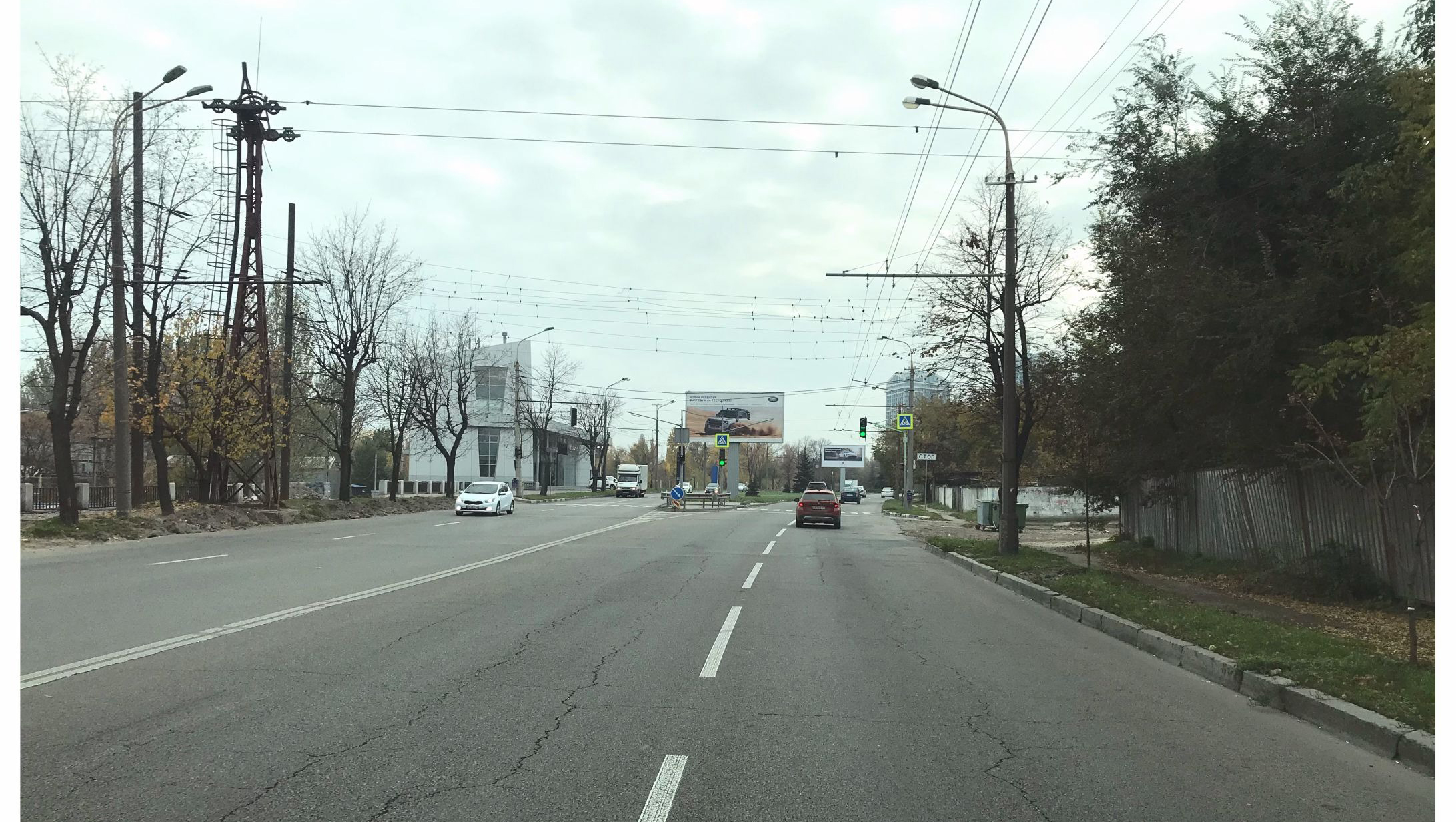 Backlight Dnipropetrovsk,  Nabereznaa Pobedy st. - Ovraznaa st., Institut fizul'tury, iz centra