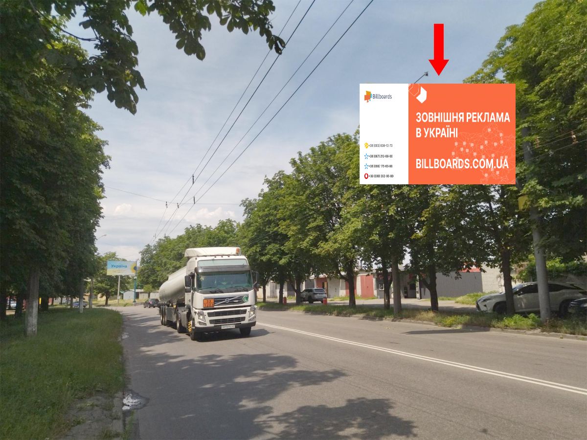 Billboard Kremenchuk,  Pugacova st., 8B, bila avtosalonu "Avtotehsport"