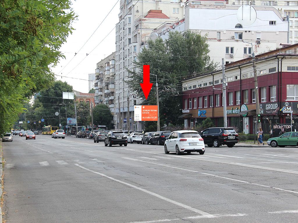 Video billboard Kyiv,  Illenka st. (kolis. Mel'nikova st.), 83a, navproti KIMV, v bik st. m. "Luk'anivs'ka", centru, (rolik 10 sek, 1 vihid/1,5 hvilini)