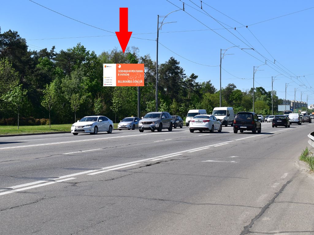 Billboard Kyiv,  Bratislavs'ka st., bila AZS Glusco, v storonu supermarketu "Epicentr", av. Suhevica