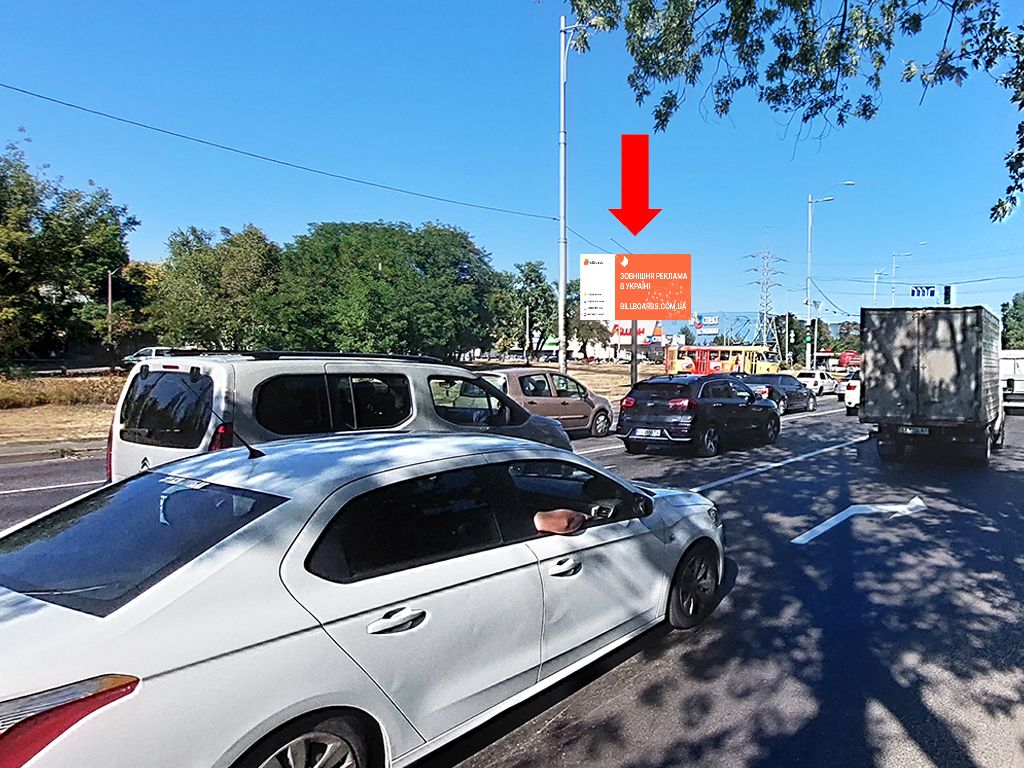 Video billboard Kyiv,  Verhovnoi Radi bst., 36, pered TC "Prospekt", supermarketami "Fokstrot", "Asan", (rolik 10 sek, 1 vihid/1,5 hvilini)