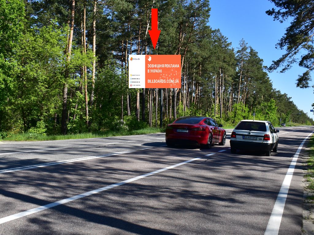 Billboard Kiev roads,  Stolicne sose, za svitloforom, 100 m za Olimpijs'kim vedmedikom, z Kieva