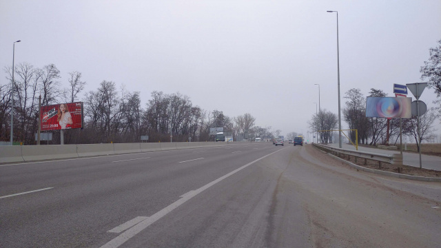 Billboard Boyarka,  Trasa Kiiv-Odesa, AZS "WOG", 800 m. do pgt Cabani,  (v'izd v Kiiv)
