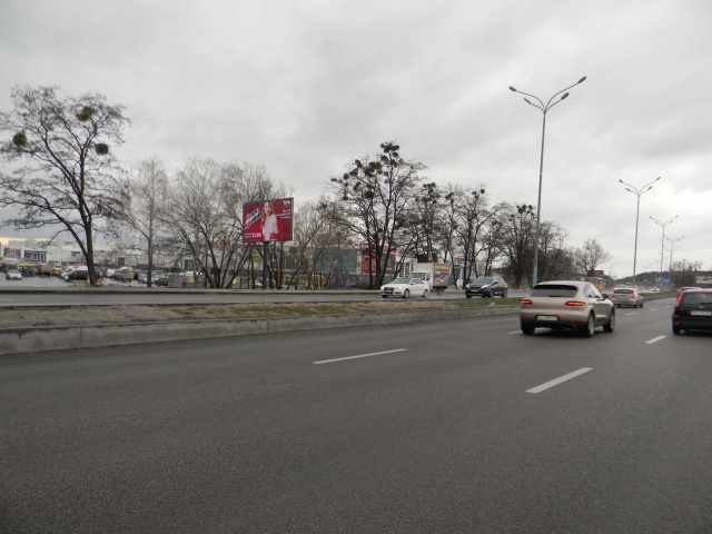 Billboard Kyiv,  Berkovec'ka st., 6V ( "Epicentr", 500 m. vid Stecenka st.)