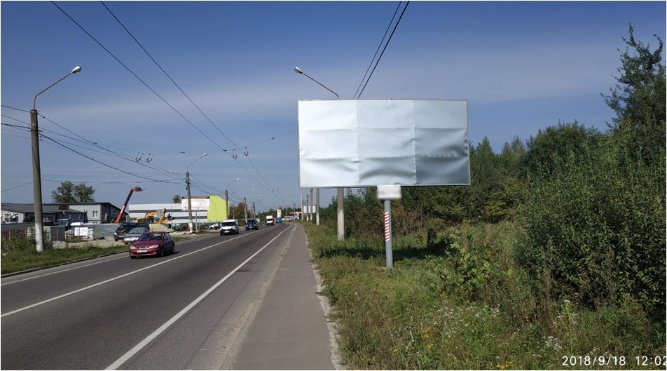Billboard Pasik-Zubrytsky,  v'izd u L'viv zi storoni Davidova, bila spectehniki, Zelena st.