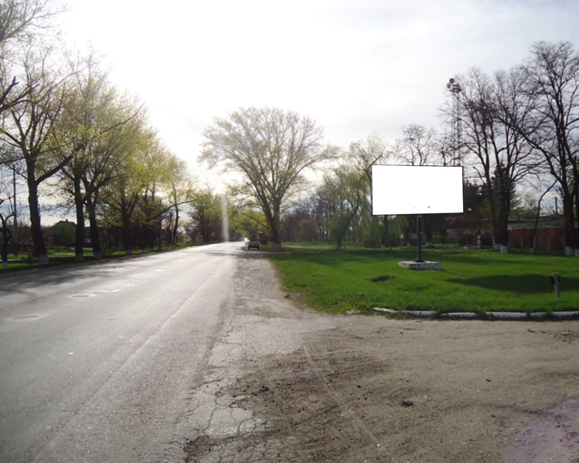 Billboard Oleksandria,  st. Znam'ans'ka (navproti zitlovogo budinku No57)