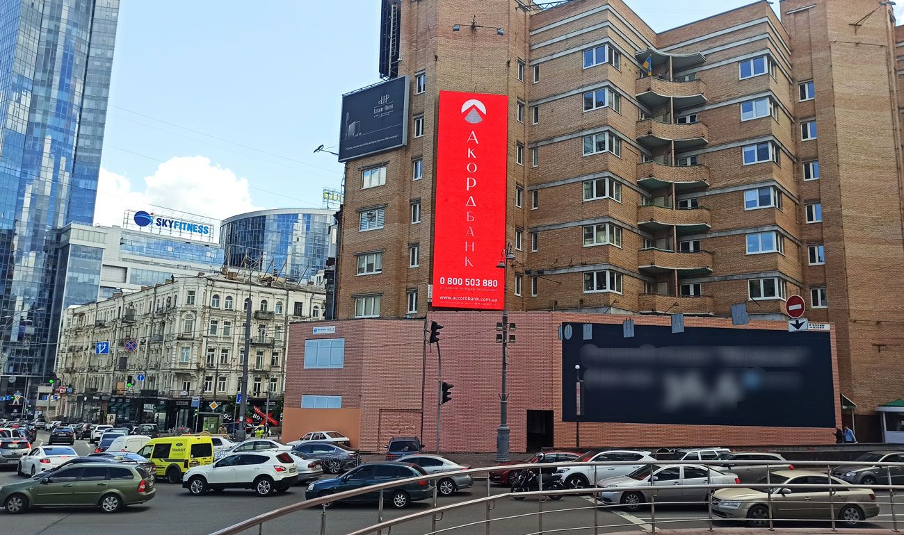 Video billboard Kyiv,  V. Vasil'kivs'ka st., 9/2 (Makulan)