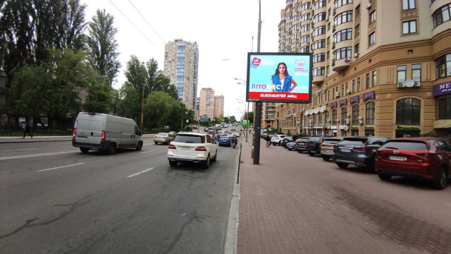 Video billboard Kyiv,  Чорновола В'ячеслава, 27 (рух від Берестейського пр-ту в напрямку Подолу)