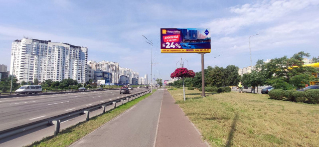 Video billboard Kyiv,  Бажана Миколи проспект 1д,  (АЗС "КЛО", 350 м від ст. метро "Позняки", рух до Південного мосту)