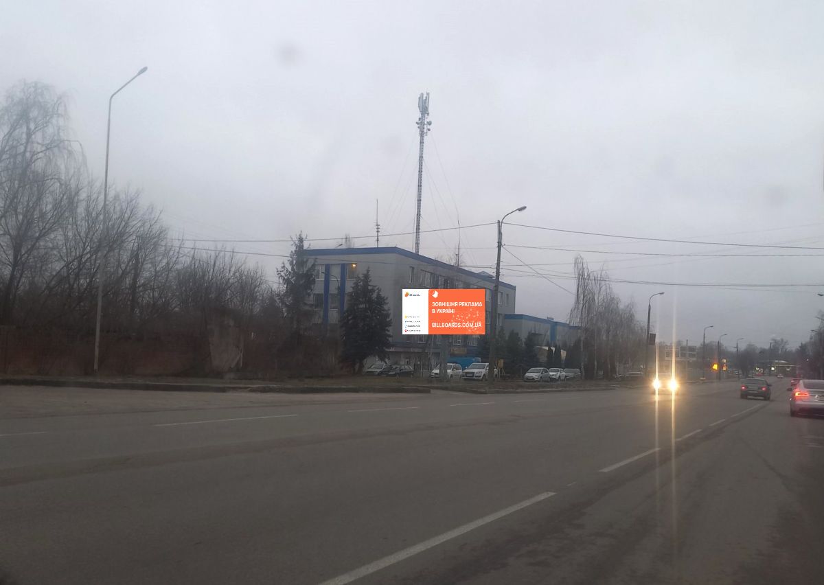 Billboard Berdychiv,  pl.Stroitelej, v centr