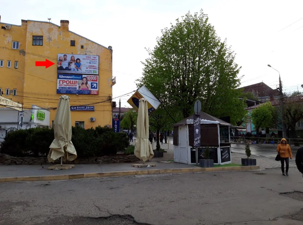 Billboard Lviv,  вул. Героїв Майдану, 54 верхній