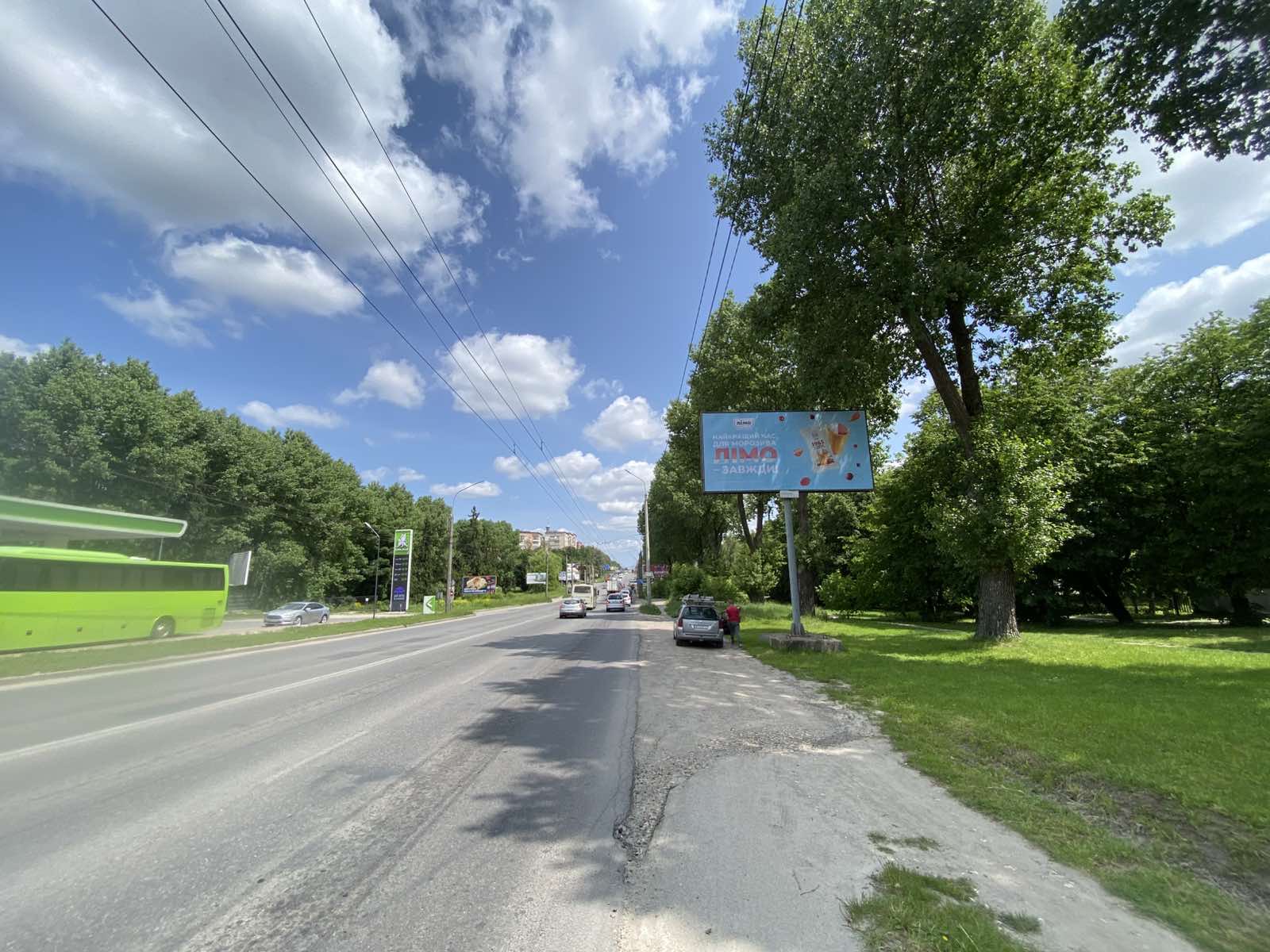 Billboard Ternopil,  15-go Kvitna st., navproti AZS OKKO, v storonu av.Zluki