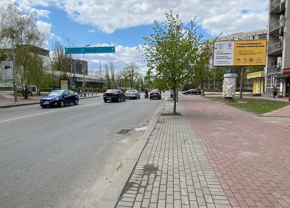 Billboard Vishnev,  st. Evropejs'ka/st. Svatosins'ka, perehresta, "Fora","Novus","Hesburger","ATB-Market","Watsons","Apteka 911","Aroma Kava","FitCurves", "EVA","Evrazia", ZK "Promenada", v bik m Kieva