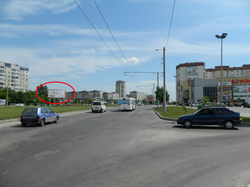 Billboard Lviv,  Cervonoi Kalini - Davidovica, (do Santa-Barbari) supermarket VAM-SIL'̱PO