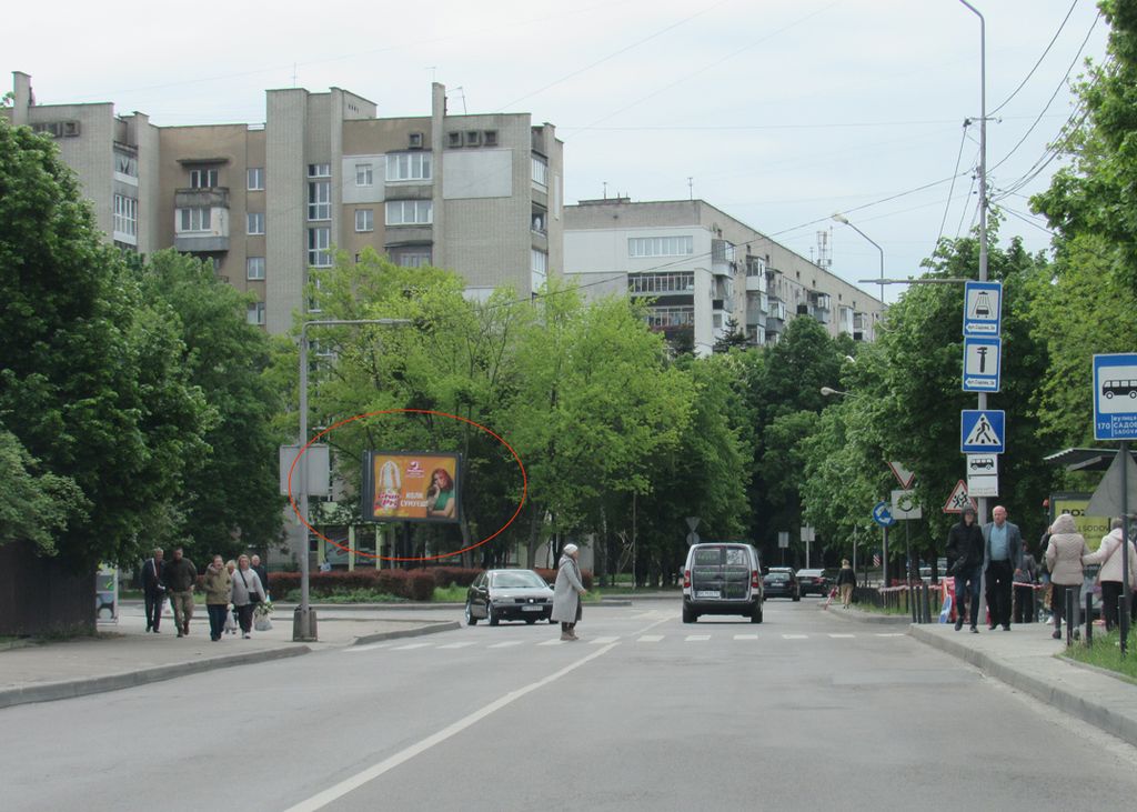 Scrolller, scroll Lviv,  Петлюри (ринок новий на розв'язці) від вул. Любінської