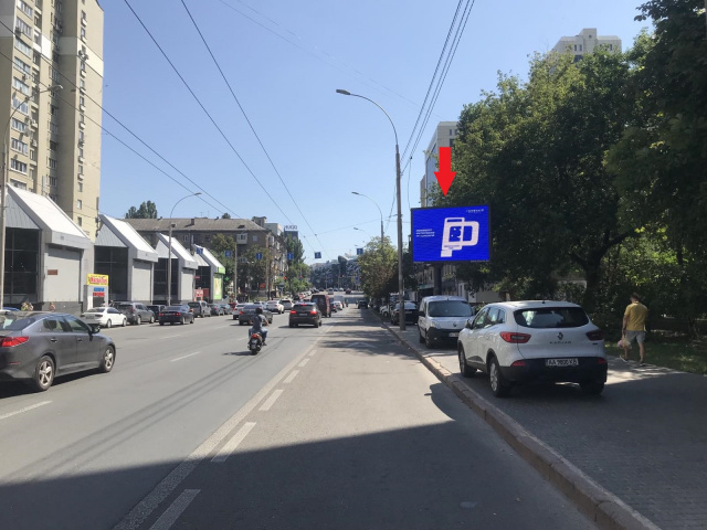 Video billboard Kyiv,  Антоновича вул. (Горького), 164-166 (супермаркет "Фуршет", "Нова пошта" відділення №82, перетин з вул. Загородня), в напрямку Либідська площа