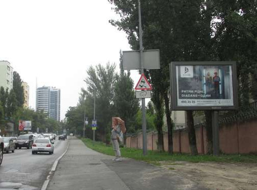 Scrolller, scroll Kyiv,  Konoval'ca Evgena st. (Sorsa st.) - Vasila Tutunnika st. (Anri Barbusa st.) (No1-skrol)