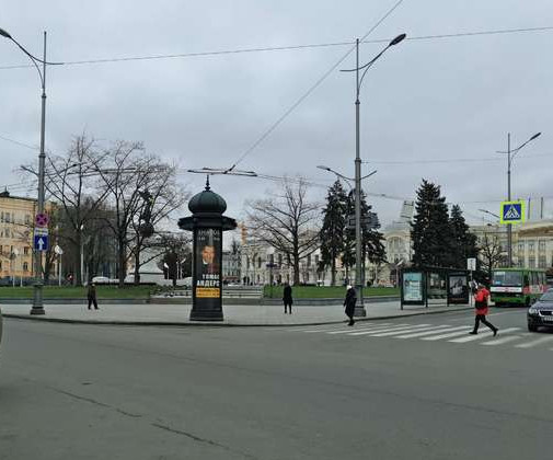 Backlight Kharkiv,  Konstitucii pl. - Universitets'ka st., (kolona) (storona V)