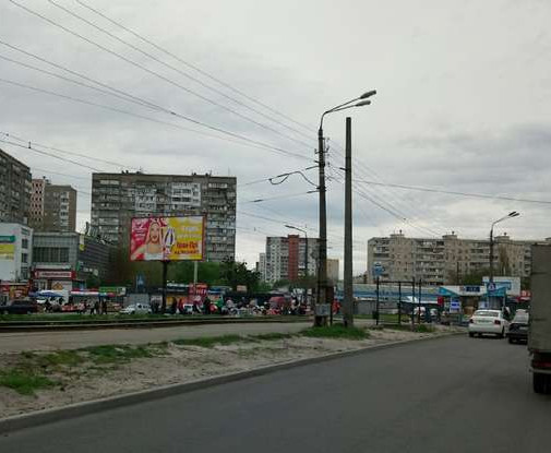 Billboard Kyiv,  Simirenka st., : navproti bud. No4; rozpodil'nik (u napramku  Kil'cevoi dorogi)