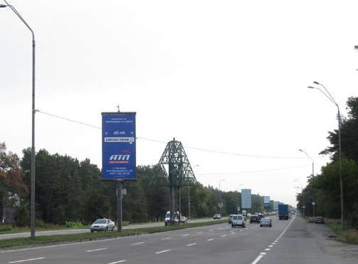 Billboard Kyiv,  Brovars'kij prosp., na rozpodiluvaci No4 (u napramku Brovariv)