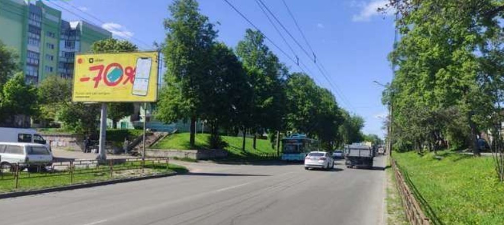 Billboard Chernihiv,  Miru prosp., 80