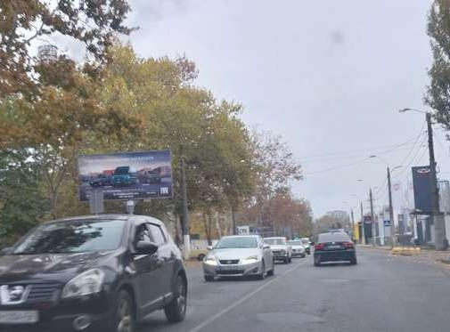Billboard Odessa,  Inglezi st. (25-oi Capaevs'koi Divizii st.), 18 - Ivana ta Uria Lip st. (Gajdara st.)