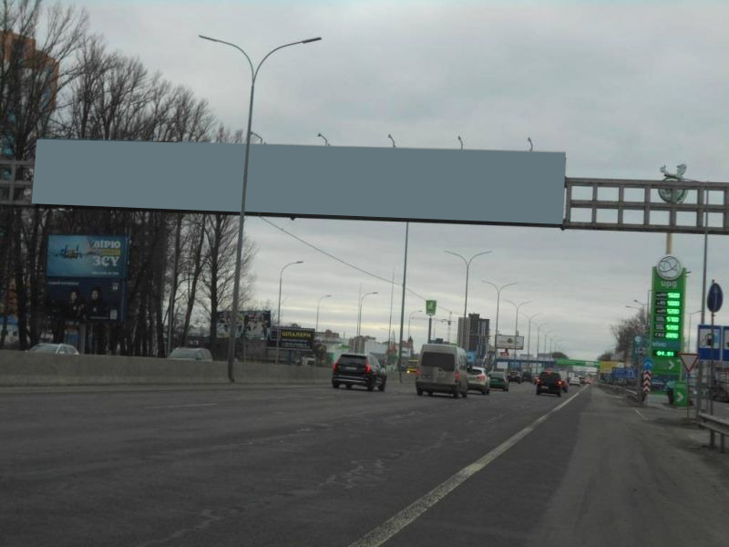 Billboard Gatne,  s. Cabani, kinec' prospektu Akademika Gluskova, trasa M-05 Kiiv-Odesa, km 13+550 livo, viizd z Kieva, navproti AZS UPG, FORA, pered ZK Odes'kij Kvartal, v radiusi 300m AZS OKKO, Nova Linia, ATB, verh