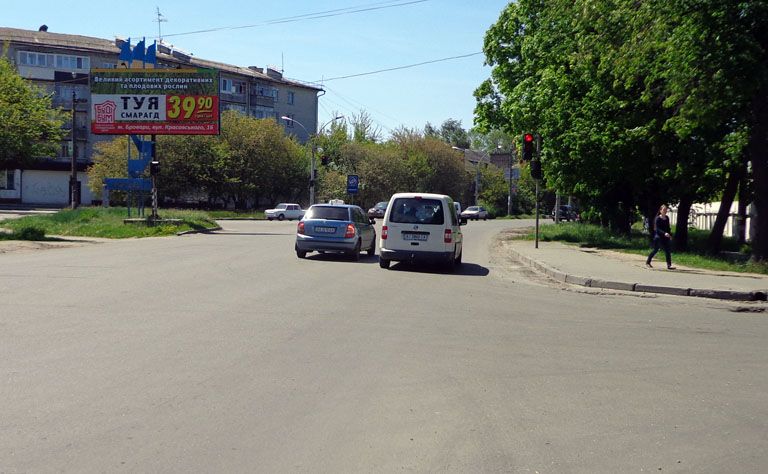 Billboard Brovary,  Бровари вул Олега Онікієнка,22 (колишня вул.Кутузова)/вул.Сергія Маскаленка (колишня вул.Красовського) (В)