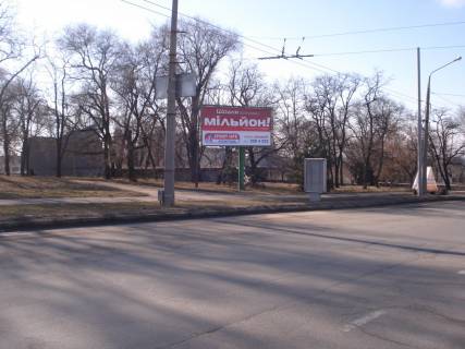 Billboard B in Zaporizhzhya av.Sobornyj, v"ezd na plotinu Photo 1