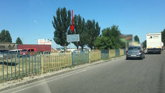 Billboard B in Dnipro (Dnipropetrovsk), 6х3  Donec'ke sose, povorot na TRC KARAVAN, MAKDONALDS, OLDI Photo 1