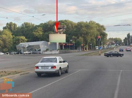 Backlight A in Dnipro (Dnipropetrovsk) t155A,prosp. Bogdana Hmel'nic'kogo - Zaporiz'ke bila parku 40-ricca vizvolenna Dnipra, na svitlofori Photo 1