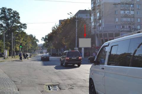 Scrolller, Scroll A in Dnipro (Dnipropetrovsk), 3.14х2.32  prosp. Puskina - prosp. O. Pola (Kirova), bila svitlofora - 169192 Photo 1