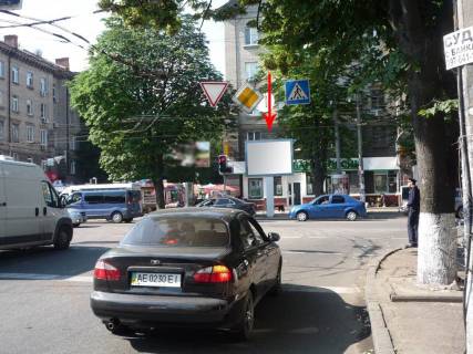 Scrolller, Scroll A in Dnipro (Dnipropetrovsk), 3.14х2.32  prosp. O. Pola (Kirova) - st. Titova, 13, magazin EVA, bila svitlofora - 169154 Photo 1