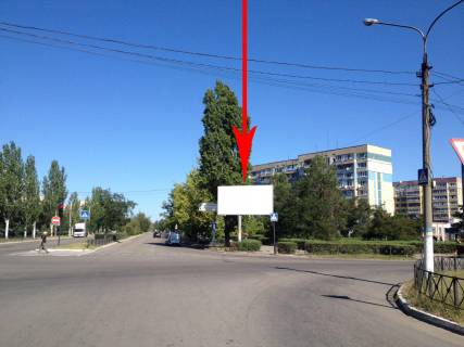 Billboard A in Kam'yanske (Dniprodzerzhinsk) dz19A,prosp. Peremogi - prosp. Geroiv ATO(2), napramok ruhu do ATB, bila svitlofora Photo 1