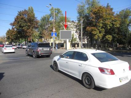 Scrolller, Scroll A in Dnipro (Dnipropetrovsk), 3.14х2.32  prosp. D. Avornic'kogo (K. Marksa) - pl. Soborna (Zovtneva), bila svitlofora - 169031 Photo 1