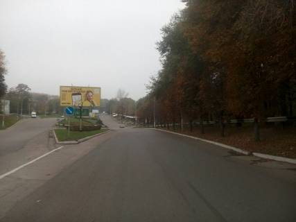 Billboard A in Kam'yanske (Dniprodzerzhinsk), 6х3  avtorozv'azka av. Gimnazicnij - st. Josipa Manaenkova - st. Vasil'evs'ka (na rozdil'nij smuzi), napramok do novogo mostu Photo 1
